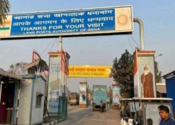 স্বৈরশাসক ইউনূসকে বড় ধাক্কা দিয়ে বাংলাদেশের রপ্তানি পণ্যের ট্রান্সশিপমেন্ট সুবিধা বাতিল করল ভারত