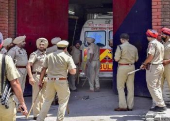 পাঞ্জাবে গ্রেপ্তার পাকিস্তানের ২ চর, উদ্ধার অস্ত্র ও বিস্ফোরক