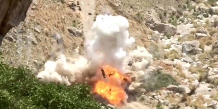 বোলানে পাকিস্তানি সেনাবাহিনীর উপর আইইডি হামলা চালিয়েছে বালুচ লিবারেশন আর্মি, মৃত অন্তত ১২