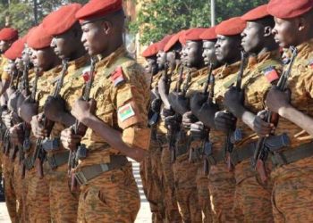 বুর্কিনা ফাসোর ২০০ সৈন্যকে হত্যা করেছে কুখ্যাত ইসলামি সন্ত্রাসবাদী সংগঠন আল-কায়েদার একটা শাখা