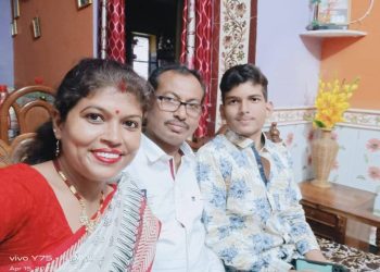 মাধ্যমিকে যুগ্মভাবে নবম স্থান দখল করল কালনার ময়ূখ বসু