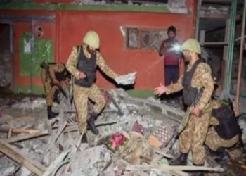 পাকিস্তানের উপর ভারতের ব্যাপক হামলা ; ইসলামাবাদ, শিয়ালকোট, করাচিতে একযোগে আক্রমণ