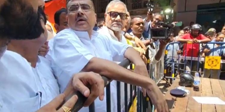 জোড়াসাঁকো থানা হোটেলের মালিক চাওলার সঙ্গে চিটেগুড়ের ব্যবসা করে, টাকা যায় কালিঘাটে : বড়বাজারে হোটেলে অগ্নিকান্ডের ঘটনায় চাঞ্চল্যকর দাবি করলেন শুভেন্দু অধিকারী