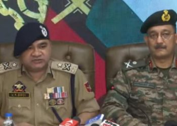 “দুটি অভিযানে ৬ জন সন্ত্রাসী খতম ; কাশ্মীর উপত্যকায় সন্ত্রাসী পরিবেশ ধ্বংস করতে প্রতিশ্রুতিবদ্ধ”: বললেন কাশ্মীরের আইজিপি