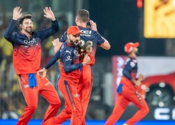 আইপিএল ২০২৫ : রোমাঞ্চকর লড়াইয়ে সিএসকেকে ২ রানে হারিয়েছে আরসিবি