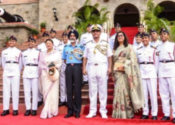প্রথমবারের মতো জাতীয় প্রতিরক্ষা একাডেমি থেকে মহিলা ক্যাডেট পাস আউট, উদযাপন ছিল দেখার মতো দৃশ্য