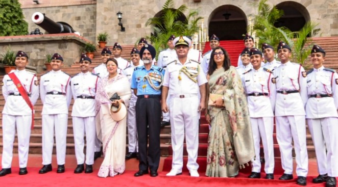 প্রথমবারের মতো জাতীয় প্রতিরক্ষা একাডেমি থেকে মহিলা ক্যাডেট পাস আউট, উদযাপন ছিল দেখার মতো দৃশ্য