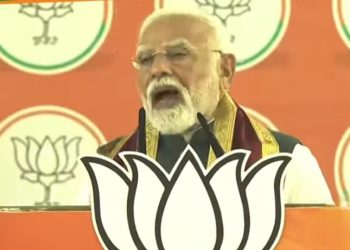 মুর্শিদাবাদ ও মালদায় বাড়িঘর জ্বালানো হয়েছে, পুলিশ তামাশা দেখছে : রাজ্যে হিংসা নিয়ে “নির্মমতা”র সরকারকে বিঁধলেন প্রধানমন্ত্রী