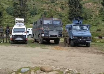 জম্মু-কাশ্মীরের শোপিয়ান নিকেশ লস্কর-ই-তৈবার সন্ত্রাসী