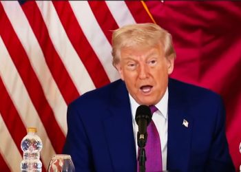 “ভারত-পাকিস্তান সমস্যা সমাধানে সাহায্য করেছি মাত্র,আমি বলব না যে আমিই এটা করেছি” : যুদ্ধবিরতি সমঝোতায় মধ্যস্থতার বিষয়ে ডোনাল্ড ট্রাম্পের ইউ-টার্ন