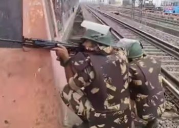 ফারাক্কা বাঁধে ভারতীয় সেনার মহড়ায় আতঙ্কিত বাংলাদেশ