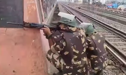 ফারাক্কা বাঁধে ভারতীয় সেনার মহড়ায় আতঙ্কিত বাংলাদেশ