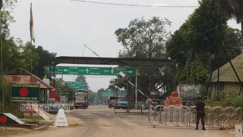 উত্তরপূর্বাঞ্চল দিয়ে বাংলাদেশের ভোগ্যপণ্য আমদানি বন্ধ করল ভারত, মৌলবাদী মহম্মদ ইউনূসকে চরম ধাক্কা দিলেন নরেন্দ্র মোদী