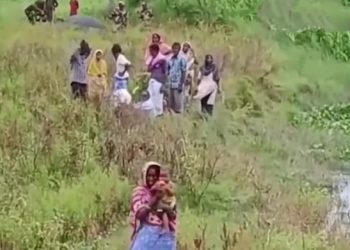 নিজের দেশের নাগরিকদের নিচ্ছে না বিজিবি, ৩৮ জন বাংলাদেশির ঠাঁই হয়েছে নো ম্যানস ল্যান্ডে