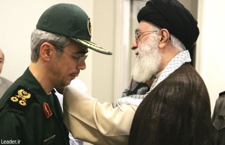 ইসরায়েলের হামলায় শীর্ষ কমান্ডারদের মৃত্যুতে প্রতিশোধের প্রতিশ্রুতি দিলেন খামেনির