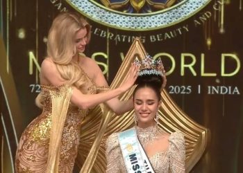 মিস থাইল্যান্ড ওপাল সুচাতা মিস ওয়ার্ল্ড ২০২৫ -এর মুকুট জিতলেন