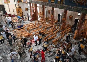 সিরিয়ার গির্জায় ইসলামিক স্টেটের আত্মঘাতী বোমা হামলা, মৃত ২২, আহত ৬৩, প্রথমে গুলি চালায় সন্ত্রাসী তারপর বোমা দিয়ে নিজেকে উড়িয়ে দেয়