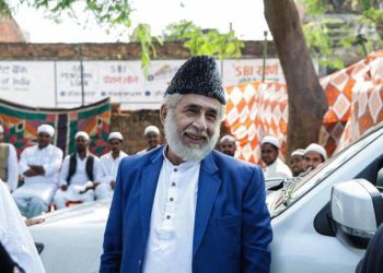 ফের অভিনেতা নাসিরউদ্দিন শাহের পাকিস্তান প্রেম উথলে উঠল, হিন্দুত্ববাদীদের প্রতি বিষ উগরে দিয়ে বললেন : “কৈলাসে যাও”