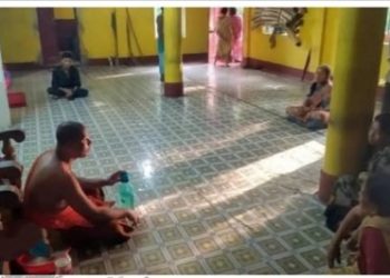 বাংলাদেশের চট্টগ্রামের বৌদ্ধ বিহারের অধ্যক্ষের গলায় ধারাল অস্ত্র ধরে সর্বস্ব নিয়ে পালালো দুষ্কৃতীদল