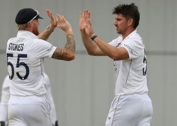 ইংল্যান্ড বনাম ভারত প্রথম টেস্টের দ্বিতীয় দিনে ভারত ৪৭১ রানে অলআউট