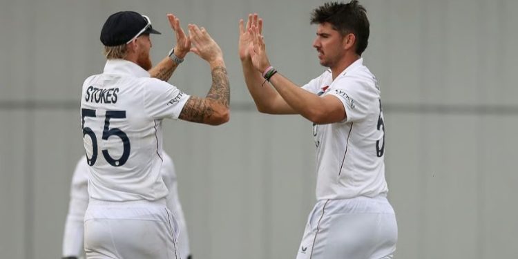 ইংল্যান্ড বনাম ভারত প্রথম টেস্টের দ্বিতীয় দিনে ভারত ৪৭১ রানে অলআউট