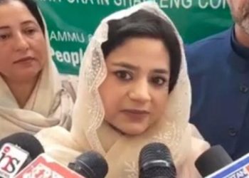 সোনিয়া গান্ধীর মতই ফিলিস্তিন ও ইরানের পাশে ভারতের দাঁড়ানো উচিত বলে মনে করছেন মেহেবুবা কন্যা ইলতিজা