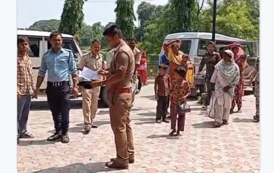 ভিন রাজ্যে গ্রেপ্তারের ভয়ে পালিয়ে আসা ১৬ জন বাংলাদেশি আত্মসমর্পণ করল কোচবিহারের কোতোয়ালি থানায়