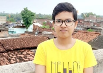 সর্বভারতীয় জয়েন্ট এন্ট্রান্স অ্যাডভান্সড পরীক্ষায় গোটা দেশে মেয়েদের মধ্যে প্রথম হয়েছেন কাটোয়ার দেবদত্তা মাঝি