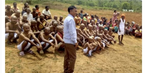 ভিন্ন বর্ণের পুরুষকে বিয়ে করার অপরাধে এক তরুনীর পরিবারের সকল পুরুষের মাথা ন্যাড়া করে প্রায়শ্চিত্ত করানো হল