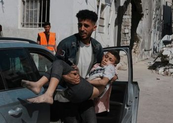 গাজায় ইসরায়েলের হামলায় কমপক্ষে ৩০ জন নিহত, আহত ১২০