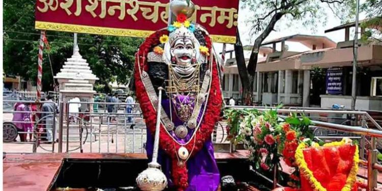 মহারাষ্ট্রের শনি শিংনাপুর মন্দিরের ১১৪ জন মুসলিম কর্মচারীকে বরখাস্ত