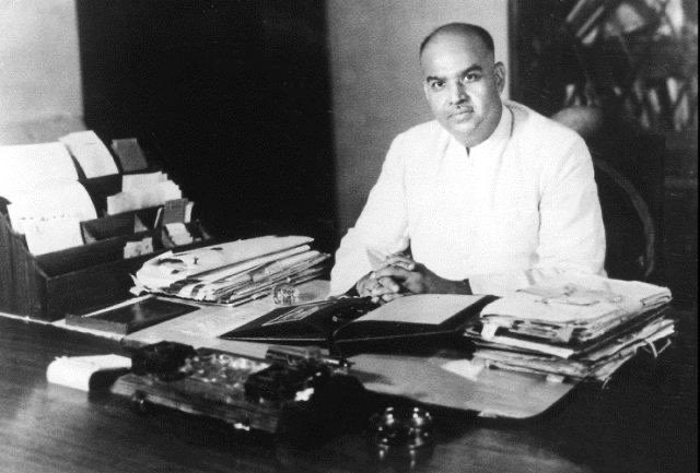 জহরলাল নেহেরু ও শেখ আবদুল্লাহর পরিকল্পিত ষড়যন্ত্রের শিকার ডঃ শ্যামাপ্রসাদ মুখার্জি ?