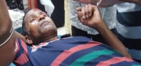 নিকাহ অনুষ্ঠানে মেয়েদের উত্যক্ত করায় তুমুল সংঘর্ষ বাংলাদেশে, ভাঙচুর ও দেদার গোলাগুলি বোমাবাজি, আহত অন্তত ১৫