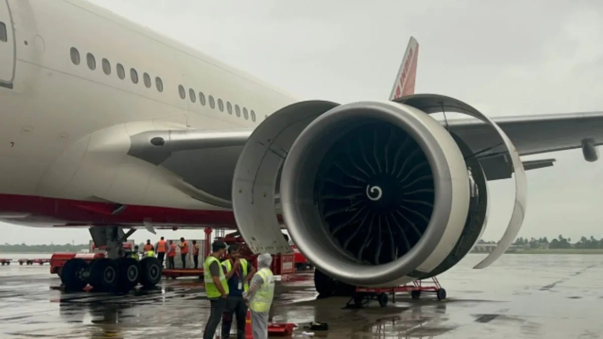 ফের এয়ার ইন্ডিয়ার ফ্লাইটে যান্ত্রিক ত্রুটি, আমেরিকা থেকে আসা যাত্রীদের নামিয়ে দেওয়া হল কলকাতা বিমানবন্দরে