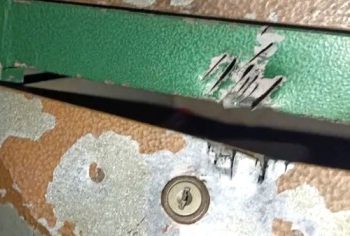 বাংলাদেশ : বিয়েতে নিমন্ত্রণ না করায় বরের বাড়িতে হামলা, নববধূর গহনা লুট