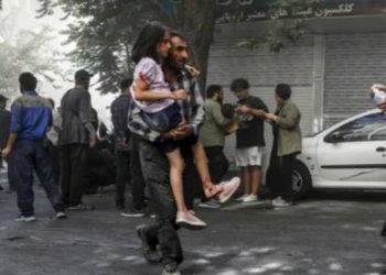 ইরান জুড়ে ইসরায়েলের হামলা, একাধিক শহরে আঘাত