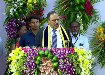 ‘অপারেশন সিন্দুরে ভারতের কোনও ক্ষতি হয়নি, আমাকে একটি ছবিও দেখান, তবেই বিশ্বাস করব’: অজিত ডোভালের চ্যালেঞ্জ