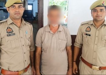 “রবি” নামে পরিচয় দিয়ে হিন্দু বিধবা মহিলাকে প্রেমের জালে ফাঁসিয়েছিল নাসিম, বিয়ের পর সর্বস্ব লুট করে ধর্ম পরিবর্তনের জন্য চাপ, অবশেষে গ্রেপ্তার