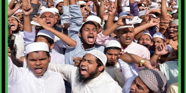 কমছে হিন্দু জনসংখ্যা, বিশ্বের সর্বাধিক মুসলিম জনবহুল দেশ হতে চলেছে ভারত : রিপোর্ট