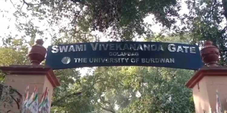 তৃণমূলের ছাত্র সংগঠনে তাক লাগানো কান্ড ! বর্ধমান বিশ্ববিদ্যালয়ের ছাত্র সংসদে জোড়া সভাপতি ও জোড়া সাধারণ সম্পাদক