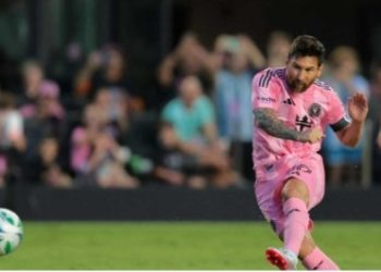 ইন্টার মায়ামিকে আরও একটি ম্যাচ জিতিয়ে লিগের সর্বোচ্চ গোলদাতা লিওনেল মেসি