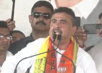 “রোহিঙ্গা আর চোরেদের নিয়ে সভা করছেন চোরেদের রানী ; আজ রাজ্যে কোথাও গরু চুরি হবে না” : মুখ্যমন্ত্রীকে নিশানা করে বললেন শুভেন্দু অধিকারী