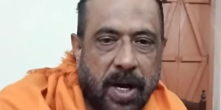 কার্তিক মহারাজের থানায় তলবের উপর স্থগিতাদেশ, এফআইআর খারিজের শুনানি চলতি সপ্তাহেই ; শুভেন্দু বললেন : ‘হায়েস্ট কন্সপিরেসি, সমগ্র হিন্দু সমাজ মহারাজের সাথে আছে’