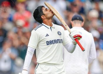 ম্যানচেস্টারে টেস্টে ইতিহাস সৃষ্টি করলেন শুভমান গিল : টেস্ট অভিষেকে ৪টি সেঞ্চুরি