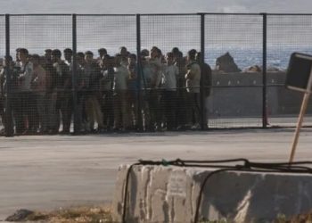 মুসলিম রাষ্ট্রে ঠাঁই না পেয়ে গ্রিসে যাচ্ছিল ৪০ পাকিস্তানি, তারপর… ; জানুন দেশ বিদেশের ১০ রোমাঞ্চকর খবর