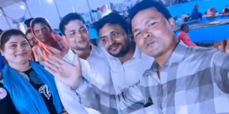 তৃণমূলের একুশে জুলাইয়ের সমাবেশে বাংলাদেশি লাভলি খাতুন, ভাইরাল ভিডিও…