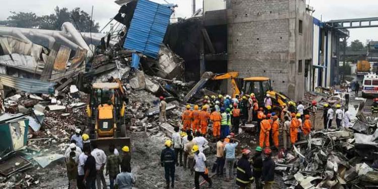 তেলেঙ্গানায় ওষুধ কারখানায় বিস্ফোরণে মৃতের সংখ্যা বেড়ে ৩৫ ; নিহতদের পরিবারকে ২ লক্ষ টাকা ক্ষতিপূরণ ঘোষণা করলেন প্রধানমন্ত্রী মোদী