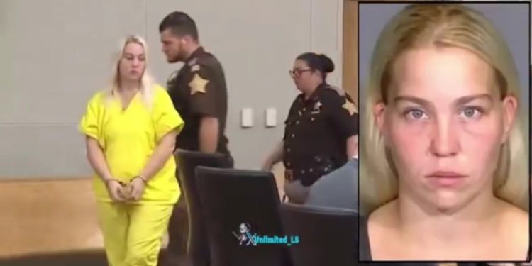 ৪০০ ডলারের বিনিময়ে মাত্র ৭ মাস বয়সী নিজের কন্যাকে এক পুরুষের হাতে তুলে দিতে চেয়েছিল মা, মানবতাকে লজ্জিত করার মত এই ঘটনা ঘটেছে ইন্ডিয়ানায়