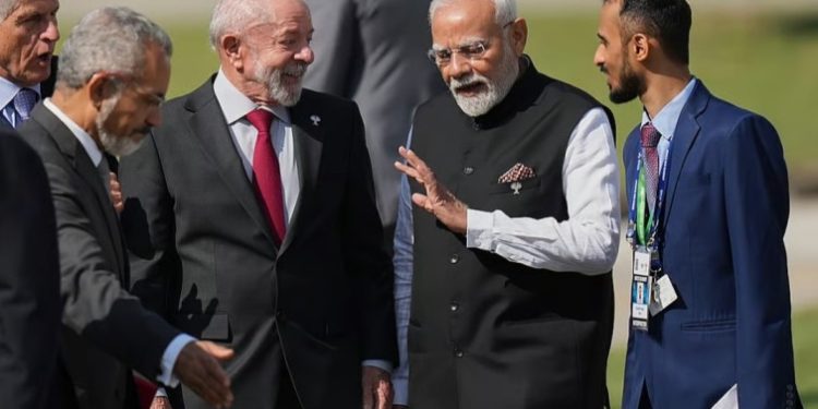 আর কোনও ছাড় নেই, ১০% অতিরিক্ত শুল্ক আরোপ করা হবে: ব্রিকস দেশগুলিকে আমেরিকার হুমকি