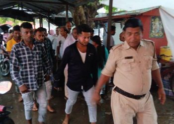 বোমা বাঁধতে গিয়ে বিস্ফোরণের ঘটনায় কাটোয়ার রাজুয়া গ্রামের আরও ৩ দুষ্কৃতী গ্রেপ্তার